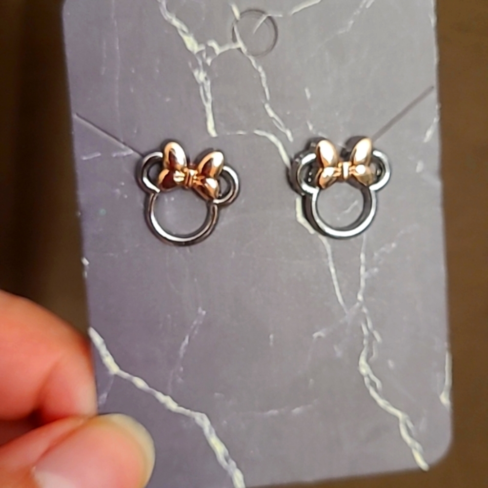 Minnie Mouse Disney Earrings